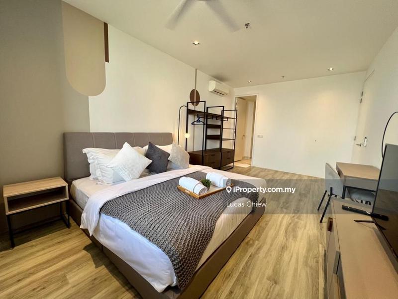 For Sale - Lumi Tropicana