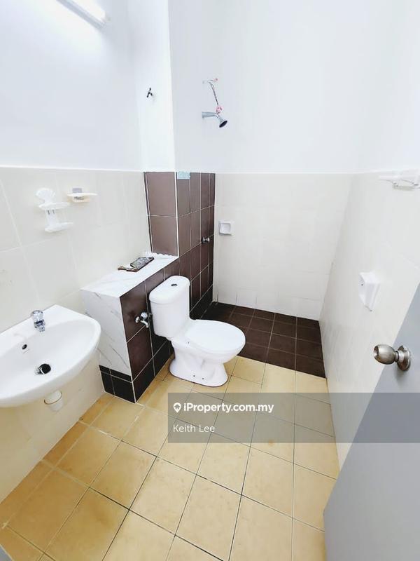 Rumah Teres 2-Tingkat untuk Dijual di [Refurbished] 2Sty Hse,Bandar Tasik Kesuma, Semenyih oleh Keith Lee - iProperty.com.my