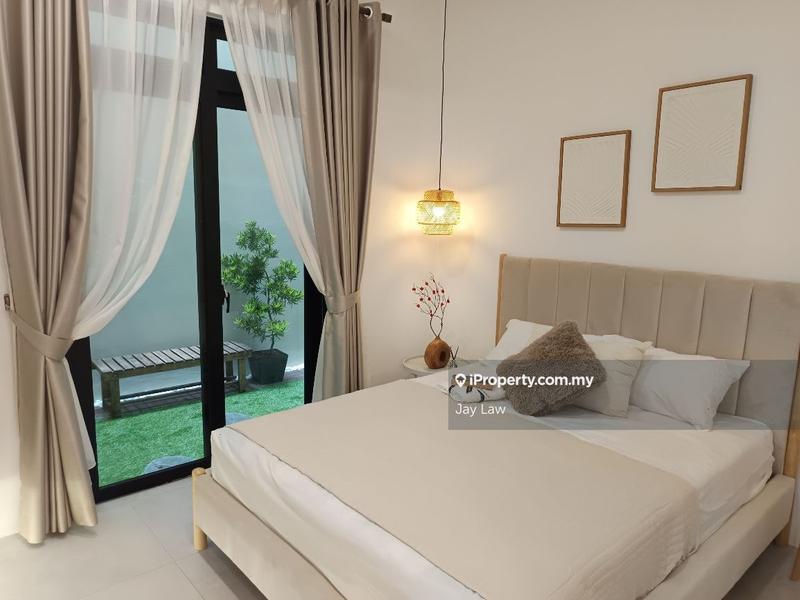 Rumah Bandar untuk Dijual di Batu Kawah New Township, Kuching oleh Jay Law - iProperty.com.my