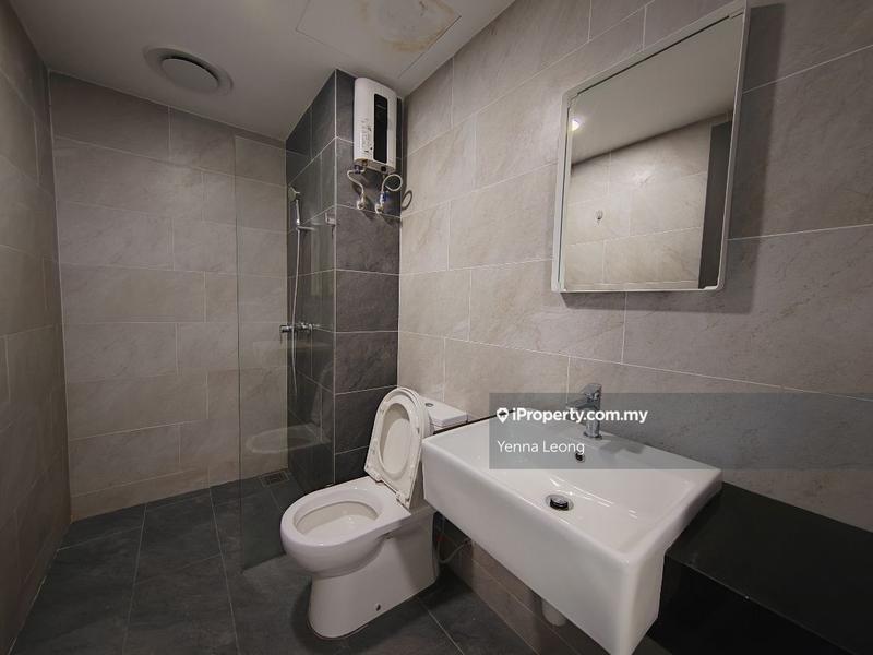 Kediaman Servis untuk Dijual di Emporis oleh Yenna Leong - iProperty.com.my