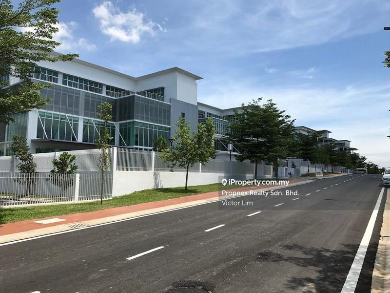 Commercial Bungalow for Sale in Temasya Glenmarie, Glenmarie by Victor Lim - iProperty.com.my