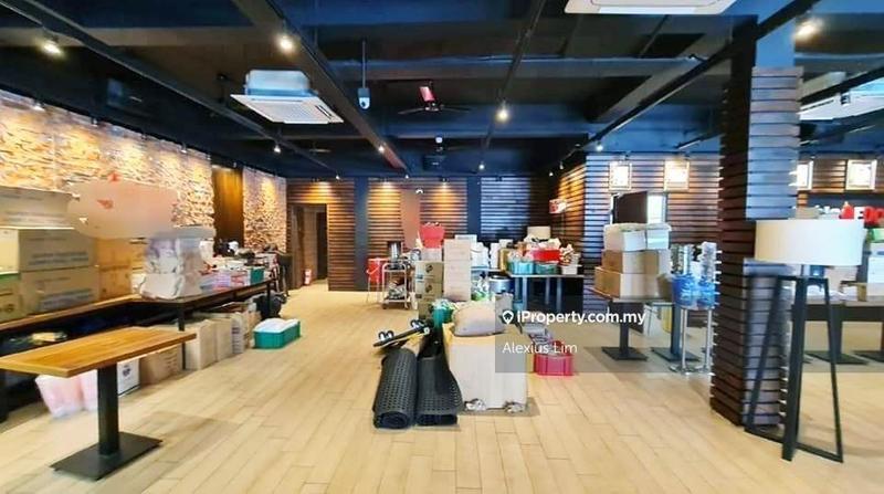Kedai untuk Dijual di Taman Flora Utama, Batu Pahat oleh Alexius Lim - iProperty.com.my