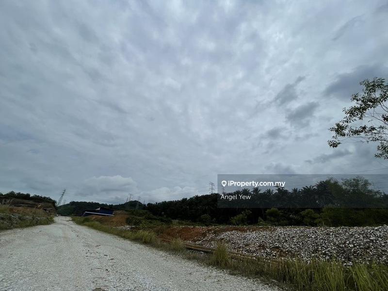 For Sale - Kuang flat industrial land