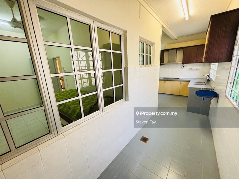 2.5-storey Terraced House for Sale in BANDAR PUCHONG JAYA, Puchong by Steven Tay - iProperty.com.my