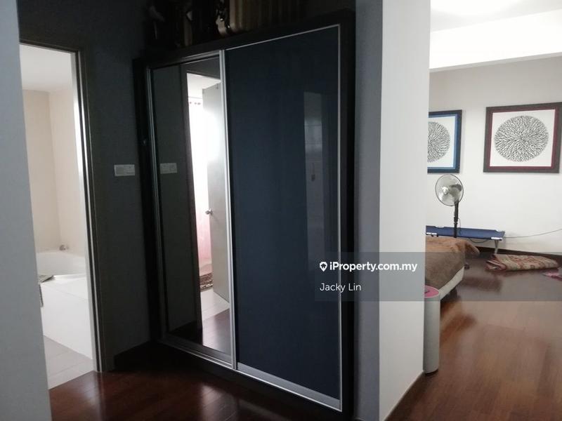 Kediaman Servis untuk Dijual di Subang Olives Residence oleh Jacky Lin - iProperty.com.my
