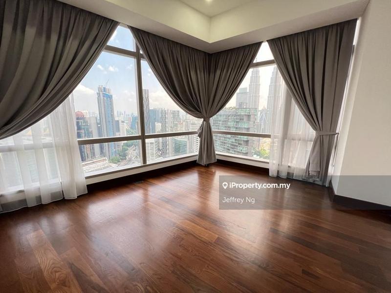 For Sale - Banyan Tree Signatures