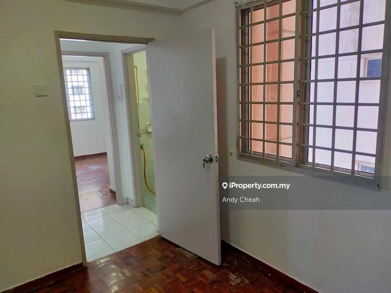 Pangsapuri untuk Dijual di Pangsapuri Persiaran Tanjung oleh Andy Cheah - iProperty.com.my