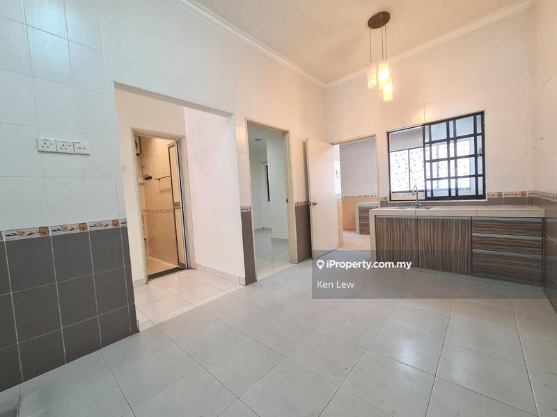 Rumah Berangkai 2 Tingkat untuk Dijual di Bandar Tun Hussein Onn, Cheras oleh Ken Lew - iProperty.com.my