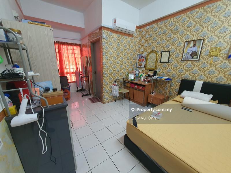 Pangsapuri untuk Dijual di Api Api Apartment oleh Liaw Vui Onn - iProperty.com.my
