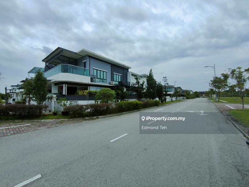 Rumah Berkembar untuk Dijual di D'Island Corallia, Puchong oleh Edmond Teh - iProperty.com.my