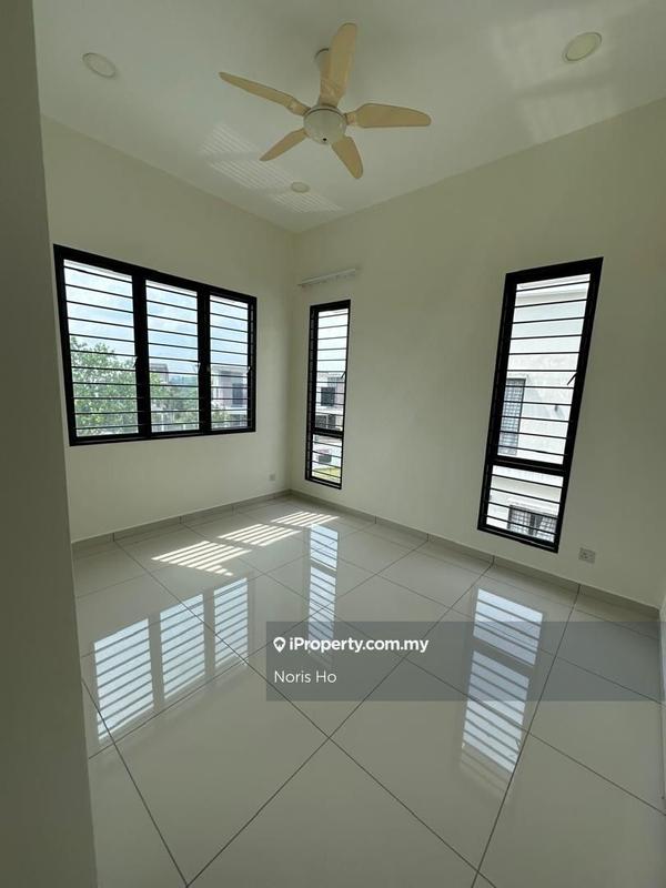 Bungalow House for Sale in jksop, Semenyih by Noris Ho - iProperty.com.my