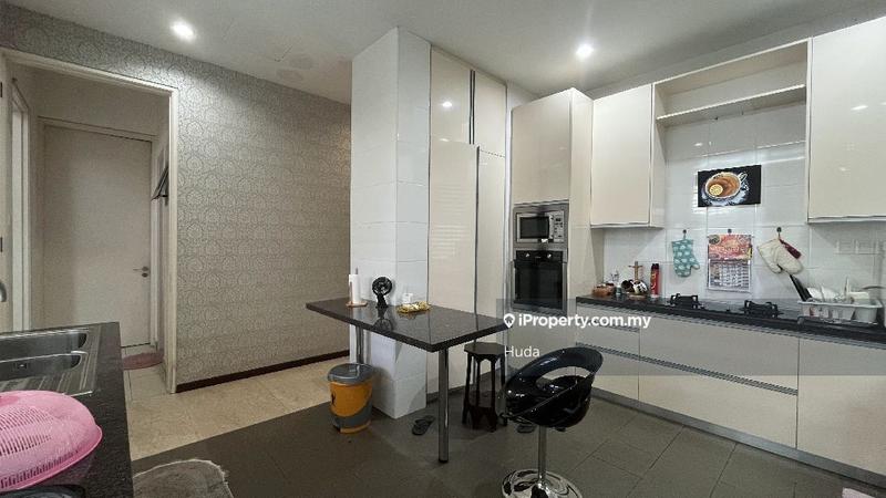 Rumah Berkembar untuk Dijual di Jalan Cahaya, Sungai Penchala oleh Huda - iProperty.com.my