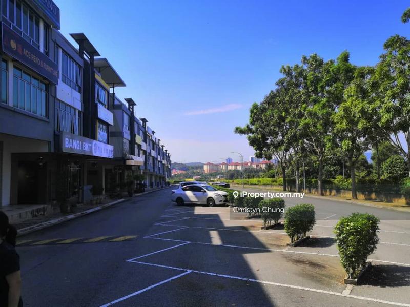 For Rent - Bandar Baru Bangi, Bangi Avenue, Ground floor shop office
