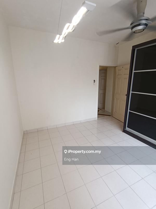 Kondominium untuk Dijual di Suriamas oleh Eng Han - iProperty.com.my