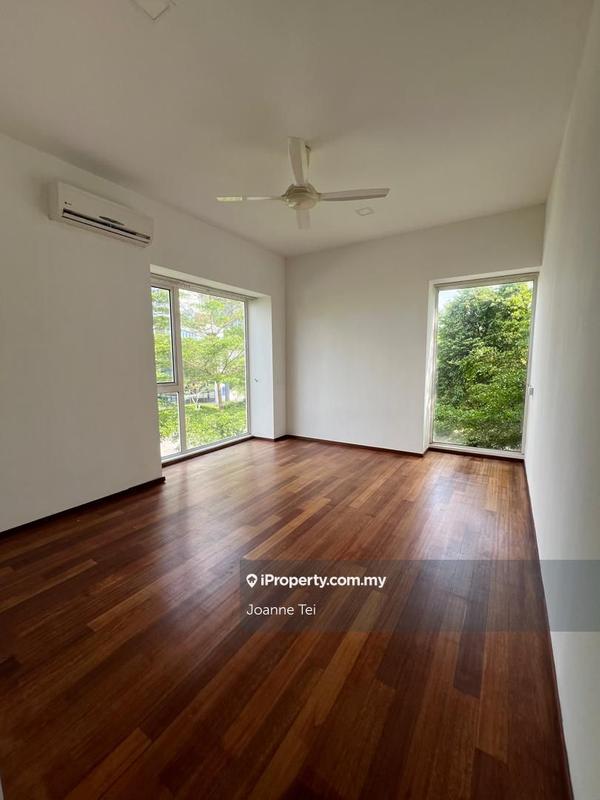 Bungalow House for Sale in Lakefront Villa, Cyberjaya by Joanne Tei - iProperty.com.my
