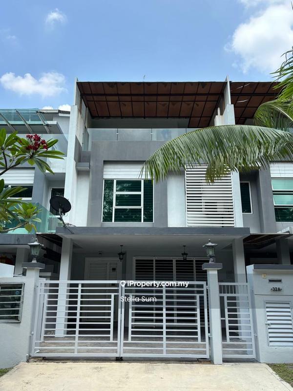 2.5-storey Terraced House for Sale in Putra Heights, Subang Jaya by Stella Sum - Exterior - iProperty.com.my