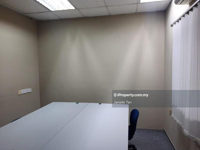 Pejabat untuk Disewa di Seksyen 16, Petaling Jaya oleh Janelle Tan - iProperty.com.my