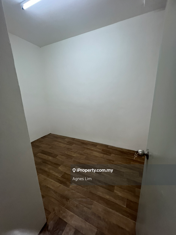 For Sale - Taman Subang Mas