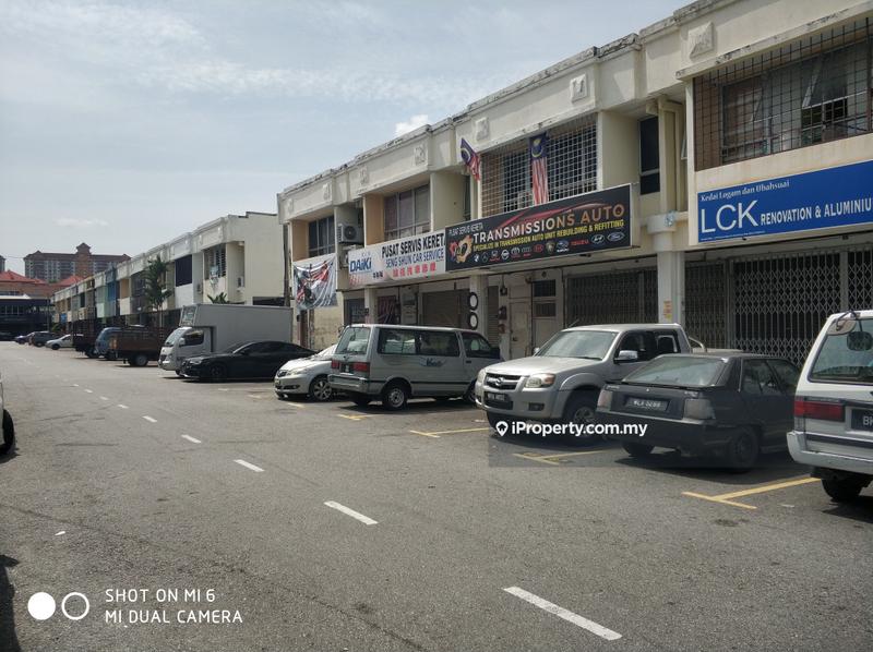 Shop for Sale in Bandar Puteri Puchong, Puchong by Kelvin Tan - iProperty.com.my