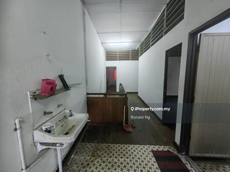 Kedai untuk Dijual di Jalan Burma, George Town oleh Ronald Ng - iProperty.com.my