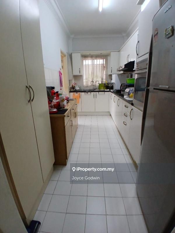 Condominium for Sale in Andalucia by Joyce Godwin - iProperty.com.my