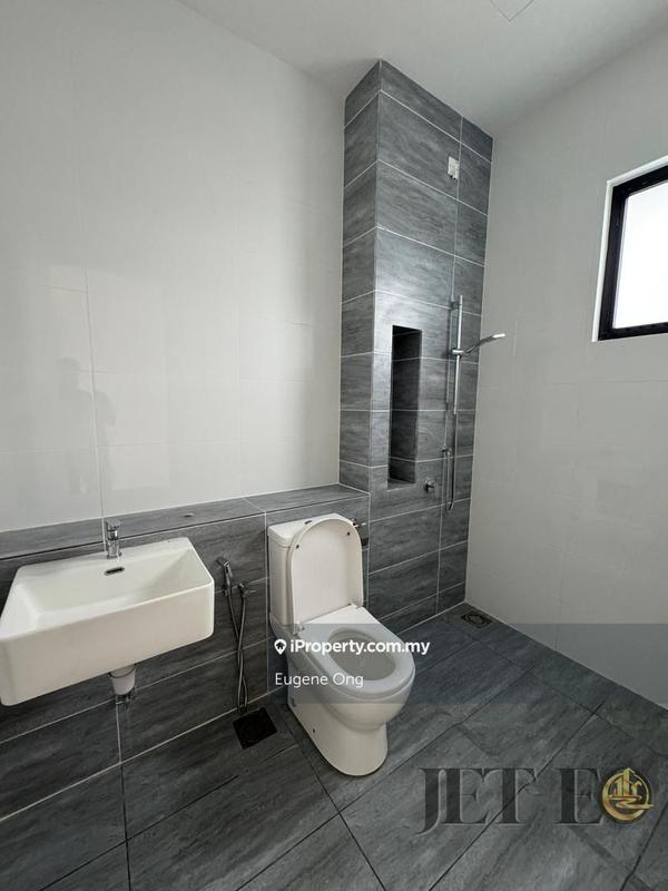 Rumah Berangkai 2 Tingkat untuk Dijual di Eco Sanctuary, Telok Panglima Garang oleh Eugene Ong - iProperty.com.my