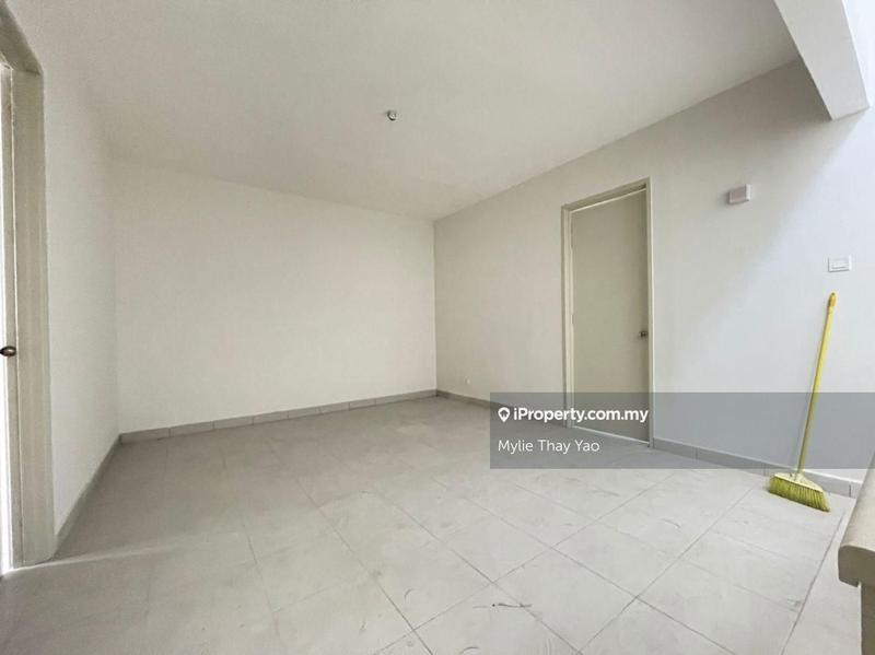 2.5-storey Terraced House for Sale in Seremban 2 / Taman Bukit Kepayang / S2, Seremban by Mylie Thay Yao - iProperty.com.my