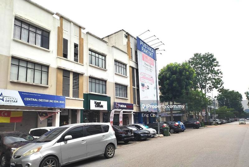 Kedai untuk Dijual di Pusat Komersial TSB, Sungai Buloh oleh Eric Chu - iProperty.com.my