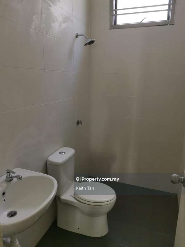 2.5-storey Terraced House for Sale in Taman Ozana Residence, Ayer Keroh by Keith Tan - iProperty.com.my