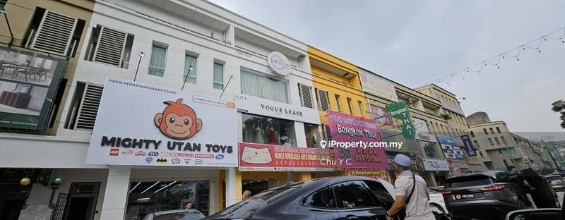 Shop for Sale in Seksyen 4, Kota Damansara by Chu Y C - iProperty.com.my
