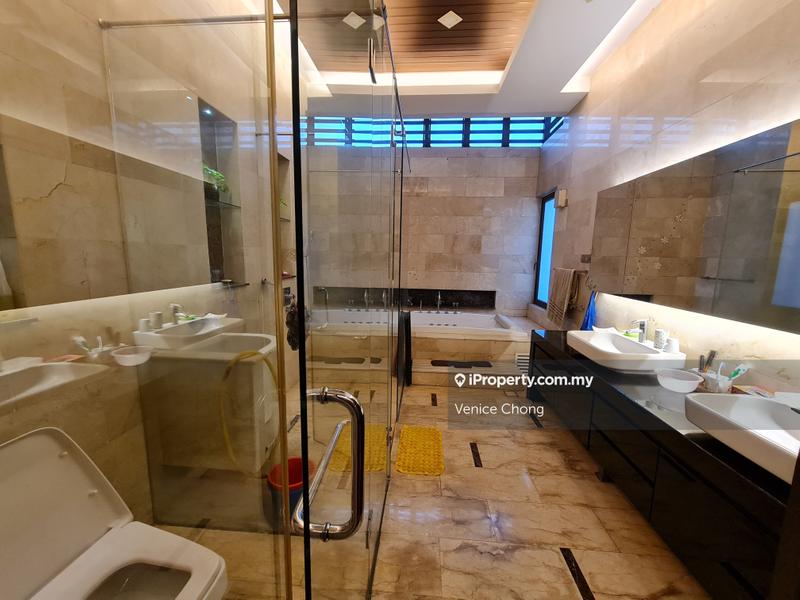 Bungalow House untuk Dijual di Bukit Gita Bayu, Seri Kembangan oleh Venice Chong - iProperty.com.my