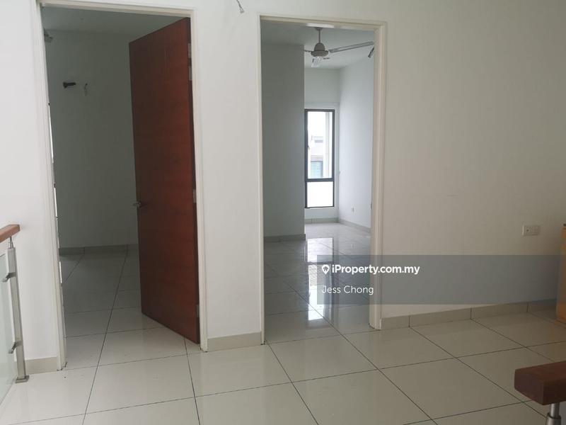Rumah Berangkai 2 Tingkat untuk Dijual di 16 sierra , Sierra 2 Lyden@Bandar 16 sierra, Puchong oleh Jess Chong - iProperty.com.my