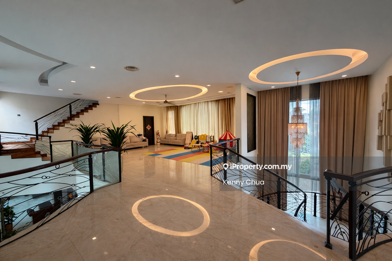 Bungalow House for Sale in Glenmarie Court, Glenmarie by Kenny Chua - Living Room - iProperty.com.my