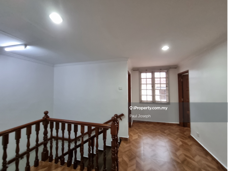 Semi-Detached House for Sale in Taman Petaling, Petaling Jaya by Paul Joseph - Staircase to First Floor - iProperty.com.my