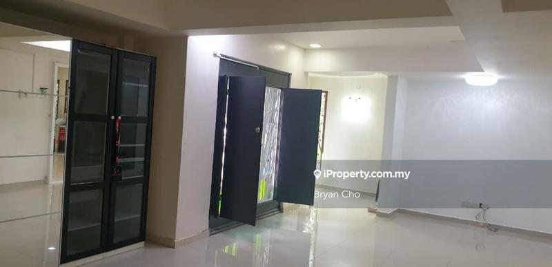 Rumah Berangkai 2 Tingkat untuk Dijual di Taman Saujana Impian, Kajang oleh Bryan Cho - iProperty.com.my