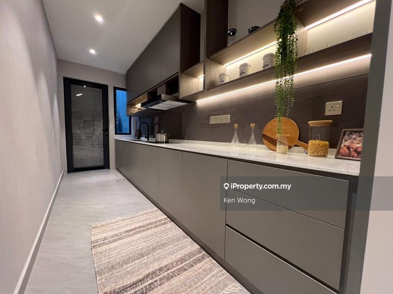 Bungalow House for Sale in 0p3ss, Seri Kembangan by Ken Wong - iProperty.com.my