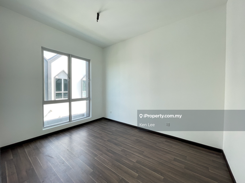 Rumah Berangkai 2 Tingkat untuk Dijual di Eco forest Corner Ebonylane, Semenyih oleh Ken Lee - iProperty.com.my