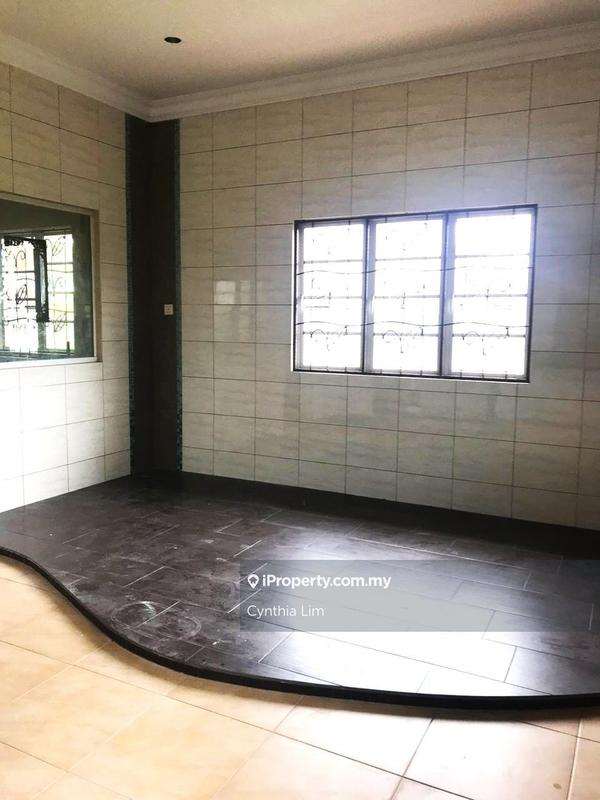 Rumah Berkembar untuk Dijual di Kuching, Sarawak oleh Cynthia Lim - iProperty.com.my