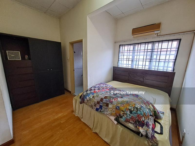 Rumah Berangkai 2 Tingkat untuk Dijual di Bukit Jelutong, Shah Alam oleh Sa'a Nordin - iProperty.com.my