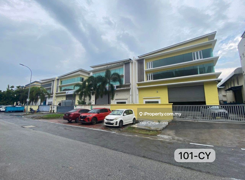 For Sale - Hot Sale - 2.5 Storey Semi D Factory Tmn Perindustrian Sultan Suleiman Port Klang