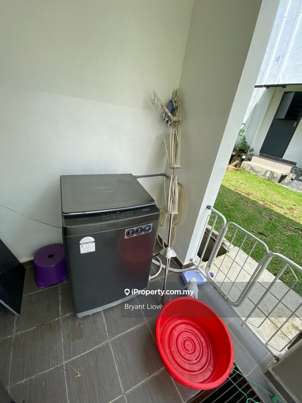 Rumah Berangkai 2 Tingkat untuk Disewa di Country Villa Corner MITC Vista, Ayer Keroh oleh Bryant Liow - iProperty.com.my