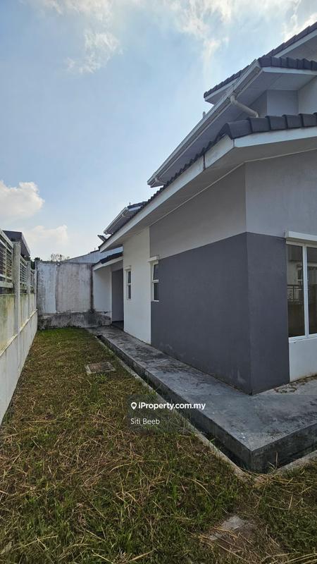Rumah Berkembar untuk Dijual di Bukit Bandaraya, Shah Alam oleh Siti Beeb - iProperty.com.my
