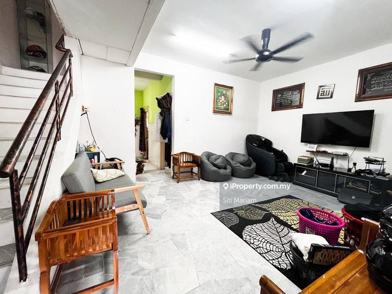 Rumah Berangkai 2 Tingkat untuk Dijual di Taman Bukit Permai, Ampang oleh Siti Mariam - iProperty.com.my