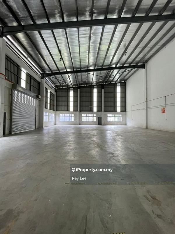 For Rent - 1.5 storey Semi Detached Factory, Impian Emas, Medium Industrial, Kempas