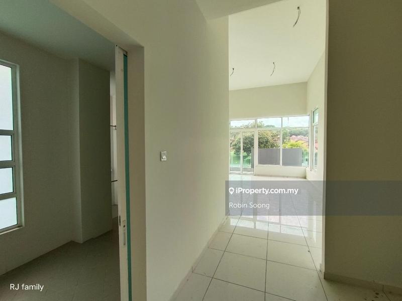 Banglo untuk Dijual di Taman Saujana Heights, Bukit Katil oleh Robin Soong - iProperty.com.my