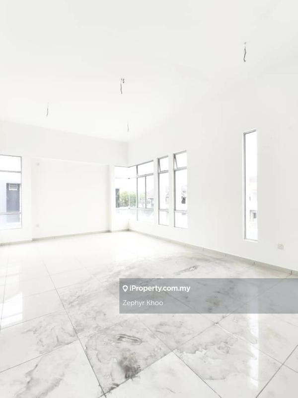 Rumah Berkembar untuk Dijual di Taman Mutiara Rini, Skudai oleh Zephyr Khoo - iProperty.com.my