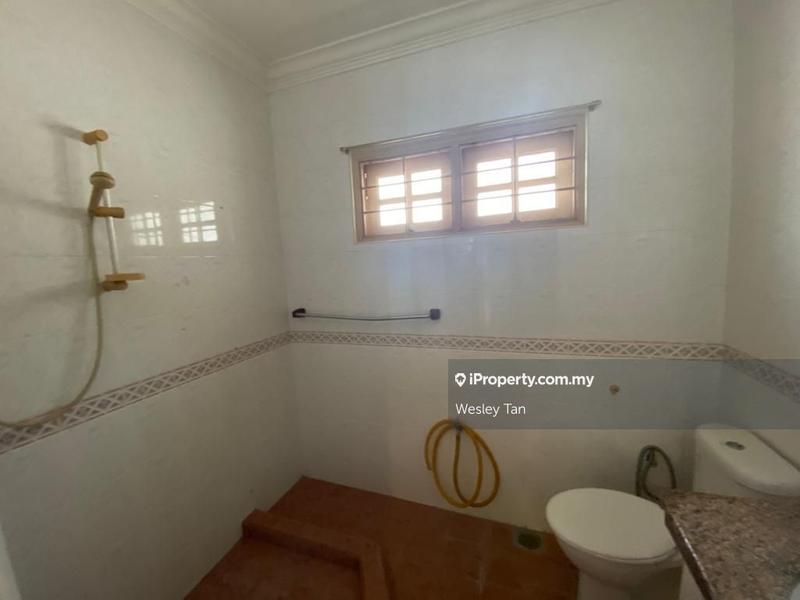 Bungalow House for Sale in Ujong Pasir, Melaka by Wesley Tan - iProperty.com.my