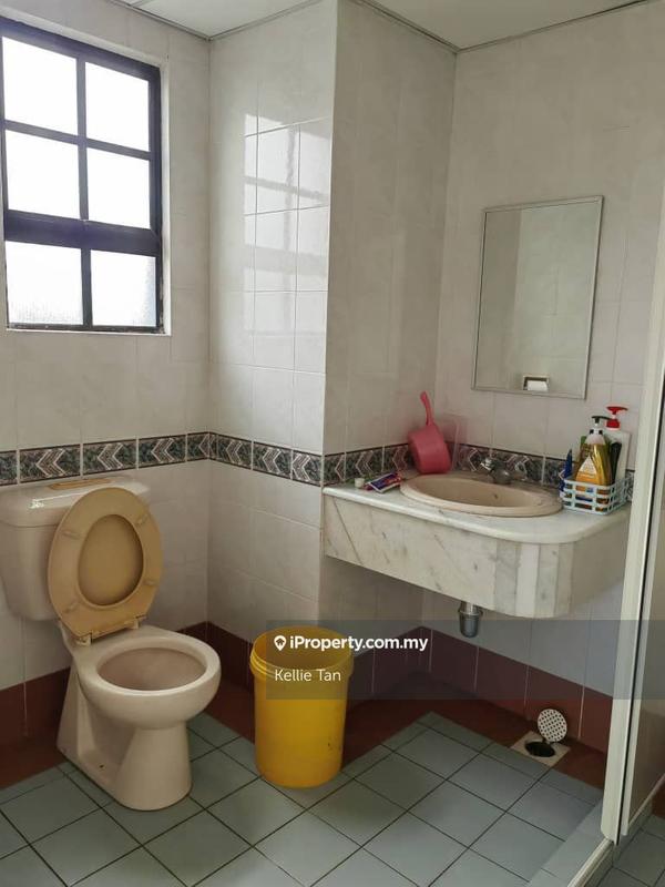 Apartment for Sale in Mawar Apartment by Kellie Tan - iProperty.com.my