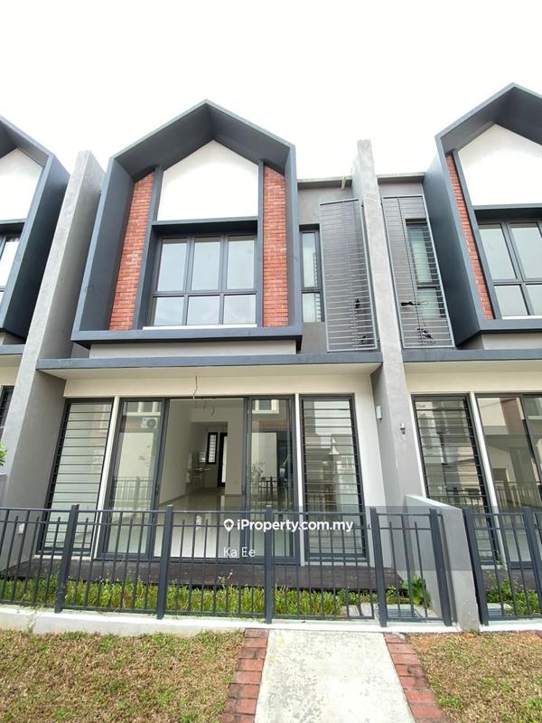 Rumah Teres 2-Tingkat untuk Dijual di Denai Alam, Shah Alam oleh Ka Ee - iProperty.com.my