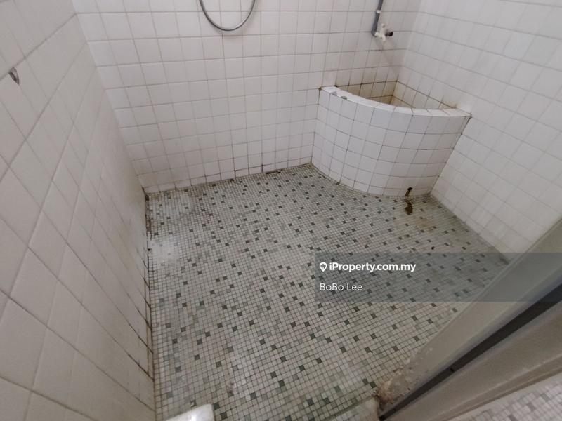 Rumah Berangkai 1 Tingkat untuk Dijual di Taman Overseas Union (Taman Oug), Jalan Klang Lama (Old Klang Road) oleh BoBo Lee - iProperty.com.my